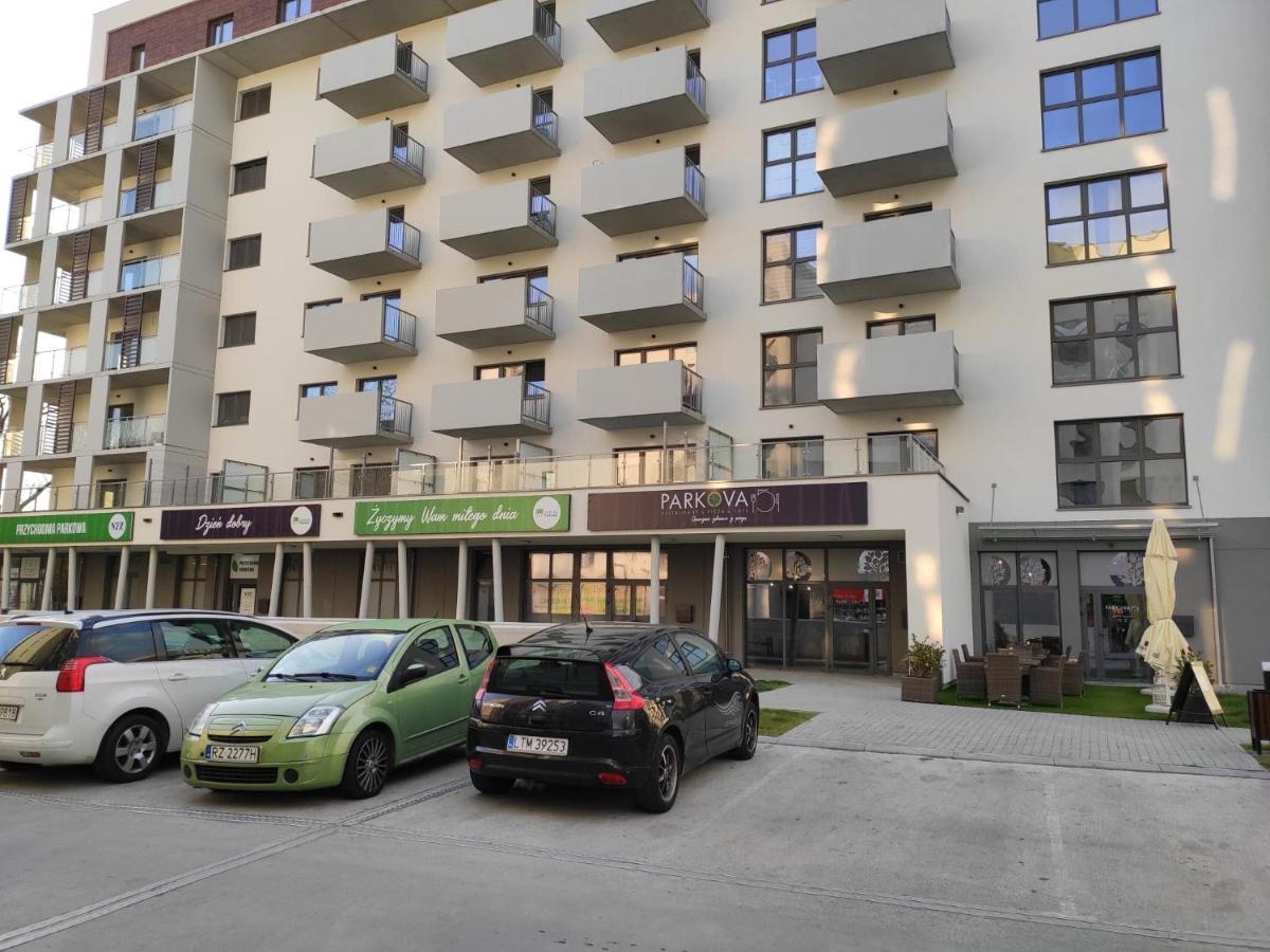 Апартаменты Apartament Parkowy Жешув Экстерьер фото